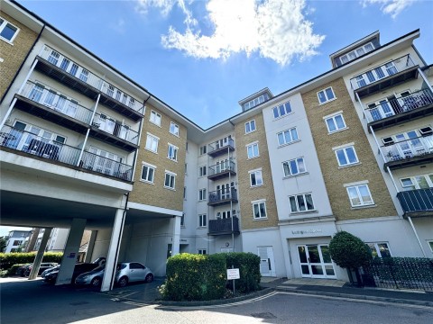 35 Park Lodge Avenue, West Drayton, Middlesex