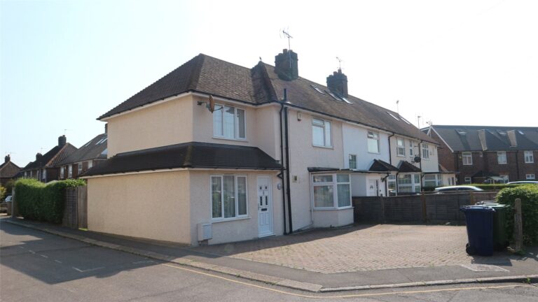 The Link, West Acton, London, W3 0JW