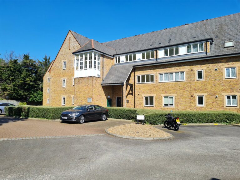 Gatcombe Mews, Ealing, London, W5 3HF